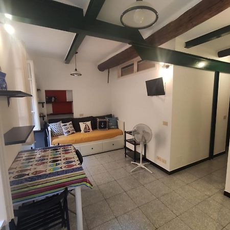 カモーリA Casa Di Silviaアパートメント エクステリア 写真